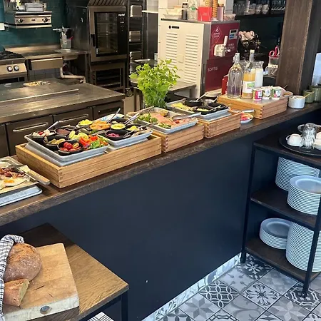 Havn Og Restaurant 호텔 *