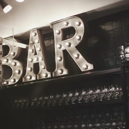 Havn Og Restaurant 호텔 *